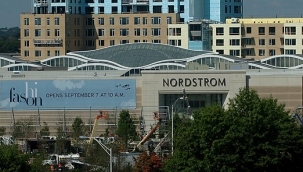 25 araçla yolu kapatıp maskelerle soygun yaptılar