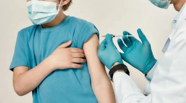 DSÖ: Çocuklarda Covid aşısını gözden geçiriyoruz