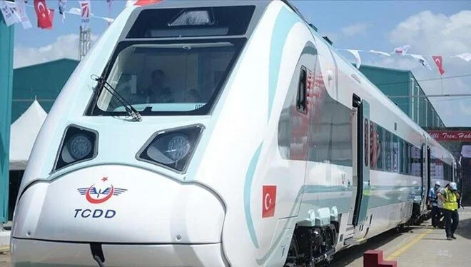 İlk milli ve elektrikli tren kısa süre sonra raylarda olacak