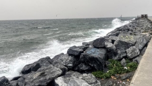 İstanbul'da rüzgarın hızı 105 kilometreye çıktı