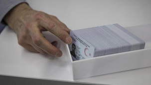 Kimlik kartlarına e-imza yüklenecek