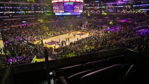 Staples Center oldu Crytpo.com