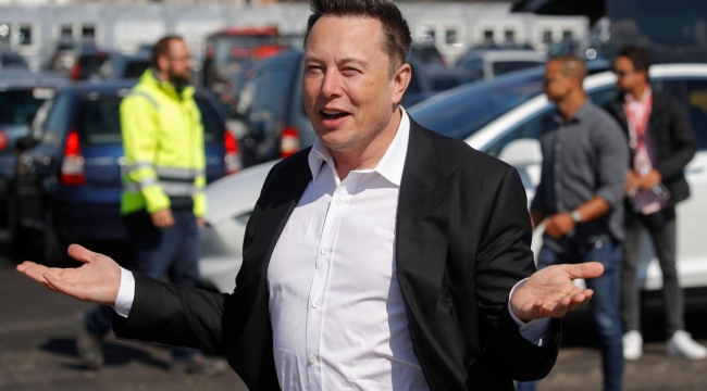 "Tesla hisselerimin yüzde 10'unun satmalı mıyım?"
