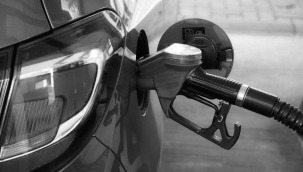 Akaryakıtta fiyat indi, aynı oranda ÖTV arttı