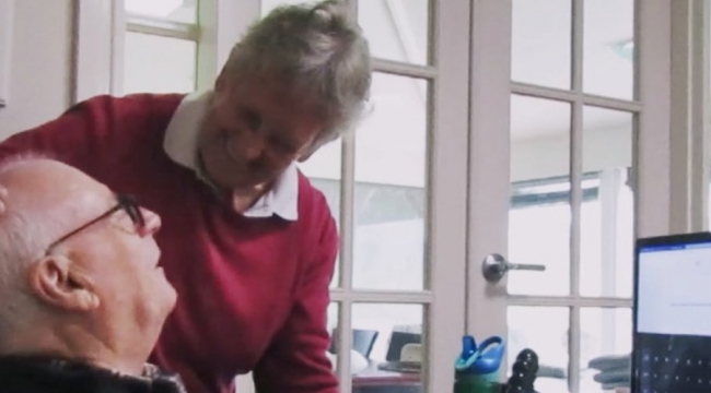 ALS hastası beynindeki çip sayesinde tweet attı