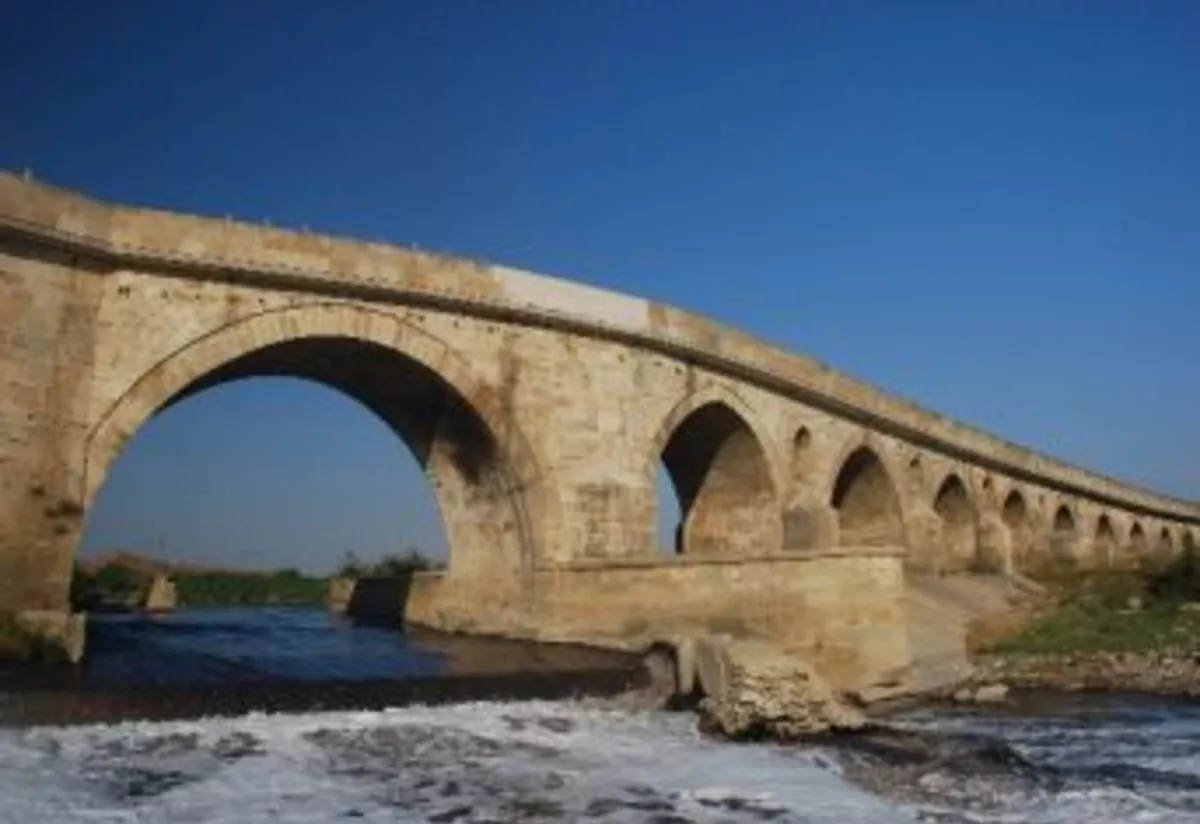 Edirne'de aşırı yağış nedeniyle dere taştı