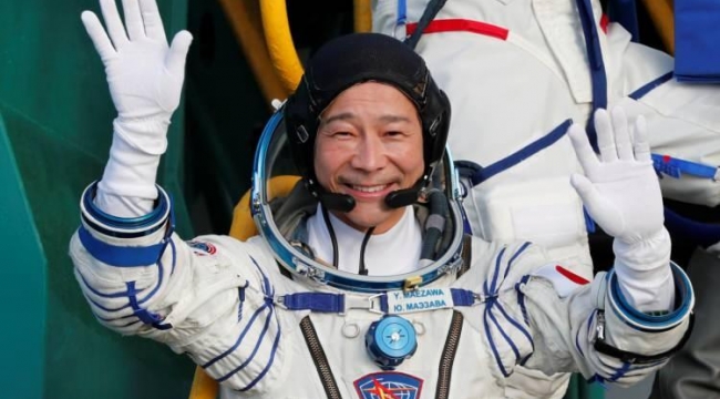Japon milyarder uzay yolculuğuna çıktı!