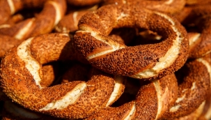 Kuzey Kıbrıs'ta simit 10 TL oldu