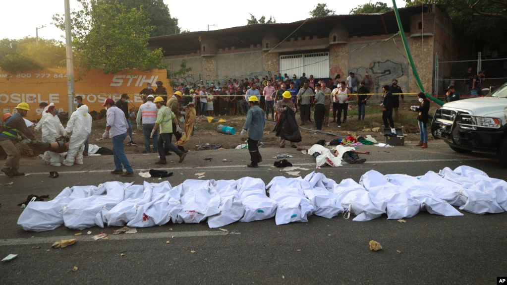 Meksika'daki kazada en az 54 kaçak göçmen öldü