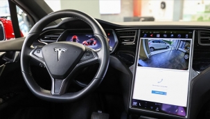Tesla yarım milyona yakın aracı geri çağırıyor