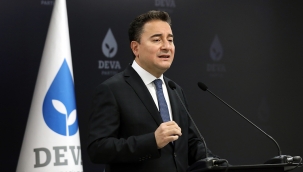 Babacan: "Koskoca ülke Survivor setine döndü"