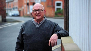 Britanya'da bir cerrah karaciğerlere imzasını attı