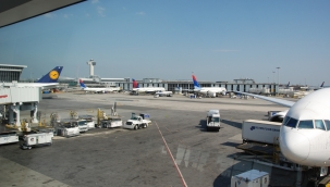 Bugün 3600'den fazla uçuş iptal edildi