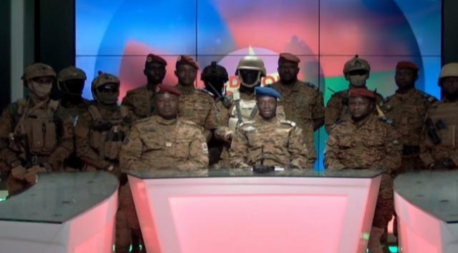 Burkina Faso'da asker yönetime el koydu