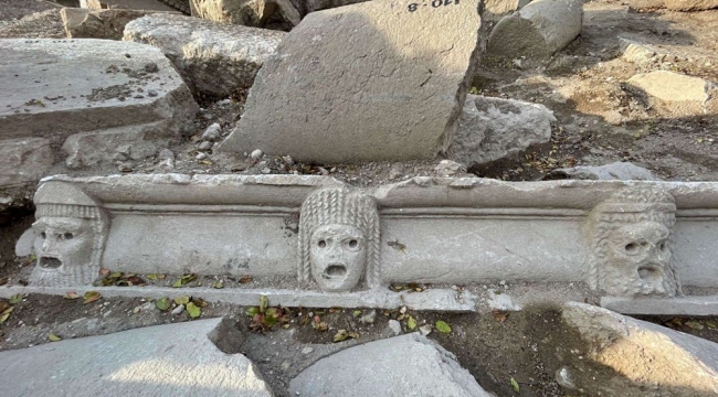 Çukurova Kastabala'da kabartma masklar bulundu