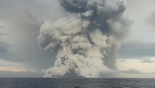 Güney Pasifik'te volkan patlaması 