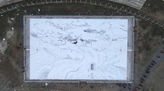 Hintli ressam devasa eseriyle rekor kırdı