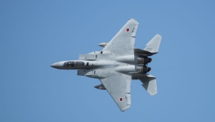 Japonya'da F-15 savaş uçağı radardan kayboldu