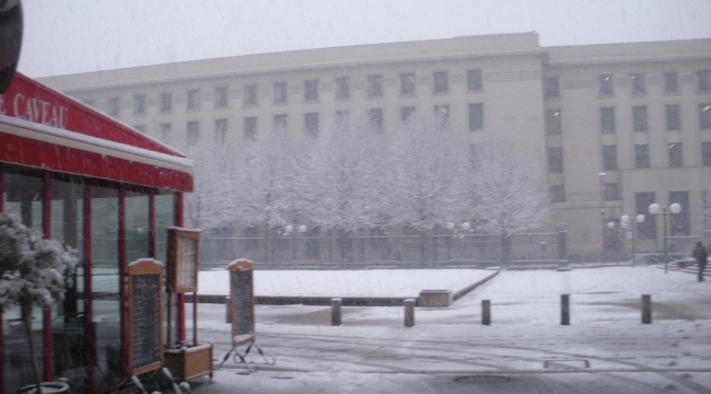 Lyon'da hava kirliliği, "endüstriyel kar" yağdırdı