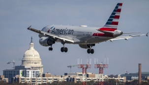 Maske takmayı reddettiği için uçak geri döndü