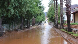 Muğla'da sel meydana geldi