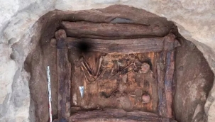 Sibirya'da 2 bin 500 yıllık tümülüs keşfedildi