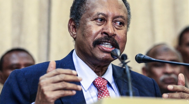 Sudan Başbakanı Abdullah Hamduk istifa etti