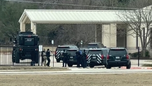 Teksas'ta bir sinagogda birçok kişi rehin alındı 