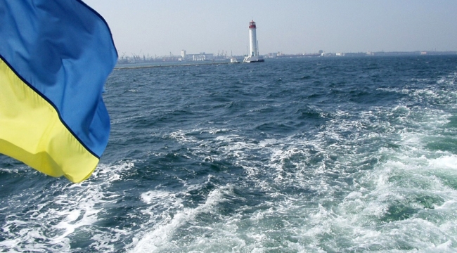 Ukrayna, nehir limanlarını Rus gemilerine kapattı