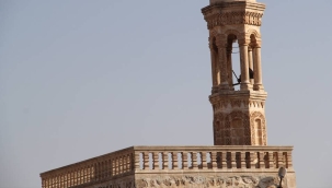 800 yıllık kilisenin çanını çalmaya çalıştılar