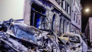 Almanya'da alkollü Türk tırla 31 araca çarptı