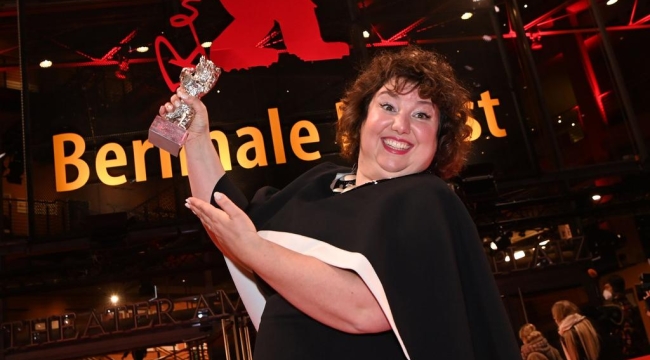 Berlinale: "Gümüş Ayı" ödülü Meltem Kaptan aldı