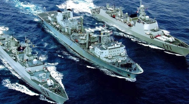 Çin savaş gemileri, Tayvan kara sularına girdi