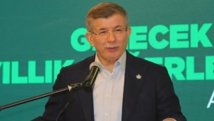 Davutoğlu: "Bizim masa yuvarlak, onlarınki köşeli"