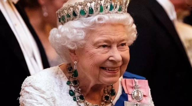 II. Elizabeth'in tahttaki 70'inci yıl dönümü