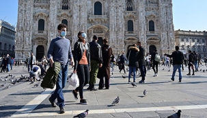 İtalya'da açık havada maske takılmayacak
