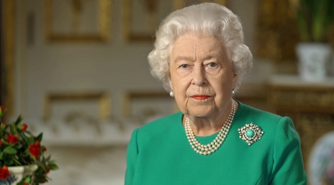 Kraliçe Elizabeth'in Kovid-19 testi pozitif çıktı
