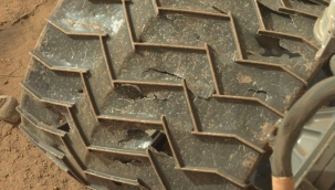 Mars'daki Curiosity aracının tekerleri delik deşik