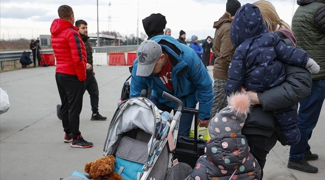 Polonya-Ukrayna sınırı sivillere kapatıldı