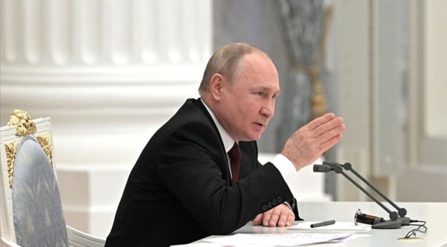 Putin, Doğu Ukrayna'daki sözde devletleri tanıdı!