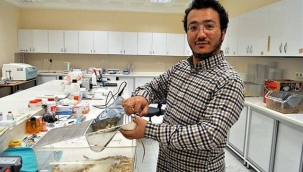 Şahan Gökbakar, Oytun Erbaş'ı tiye aldı