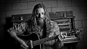 The White Buffalo, 7 Mayıs'ta İstanbul'da