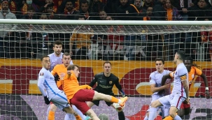 Barcelona, Galatasaray'ı 2 - 1 mağlup etti
