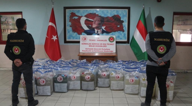 Gürbulak Sınır Kapısı'nda 1 ton meth yakalandı