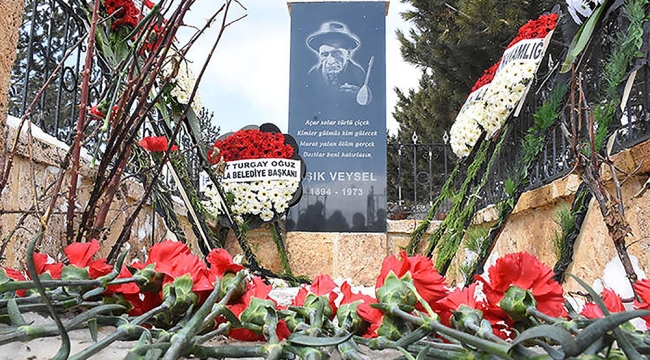 Âşık Veysel, ölümünün 49. yılında anıldı