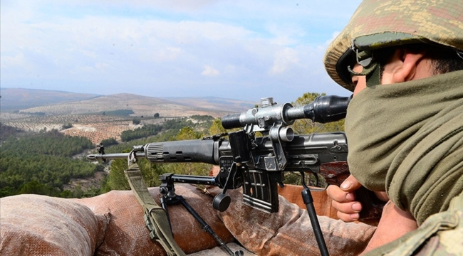 Taciz ateşi açan 12 terörist etkisiz hale getirildi