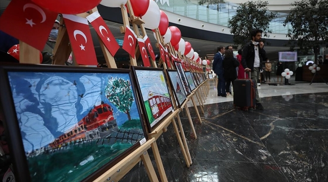 Ankara YHT Garı'nda Çocuk Gözünden Tren sergisi