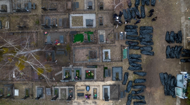 Buça'daki toplu mezardan 40 sivilin cesedi çıktı