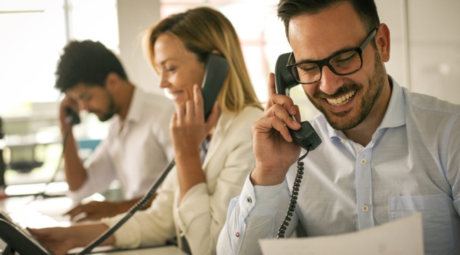 Google, konuşma kayıt uygulamalarını yasaklıyor