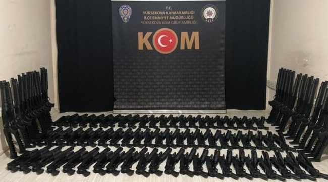 Hakkari'de 140 pompalı av tüfeği ele geçirildi